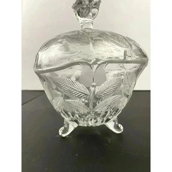 VTG Clear Crystal Glass Footed Candy Dish with Lid Etched Tulip Pattern - Picture 12 of 16